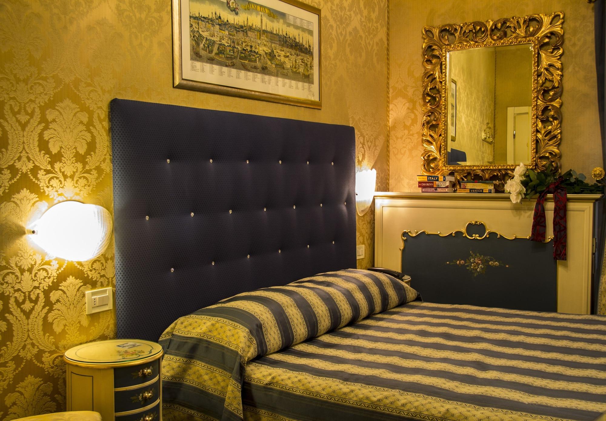 Hotel Becher Venedig Eksteriør billede