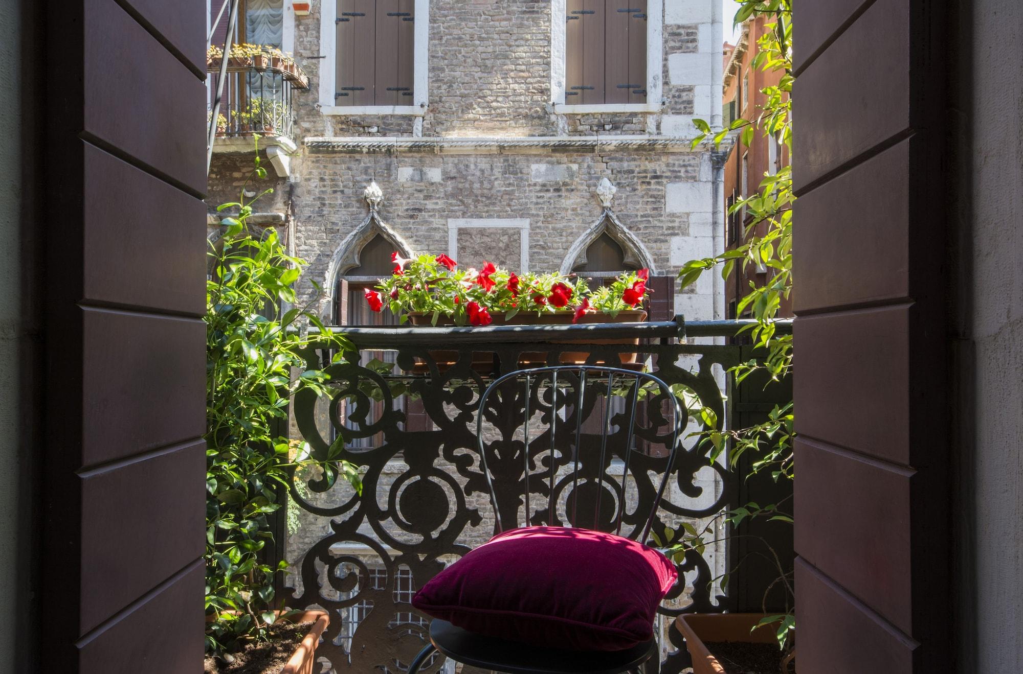 Hotel Becher Venedig Eksteriør billede