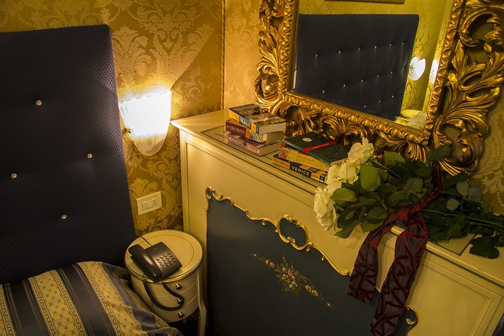 Hotel Becher Venedig Eksteriør billede